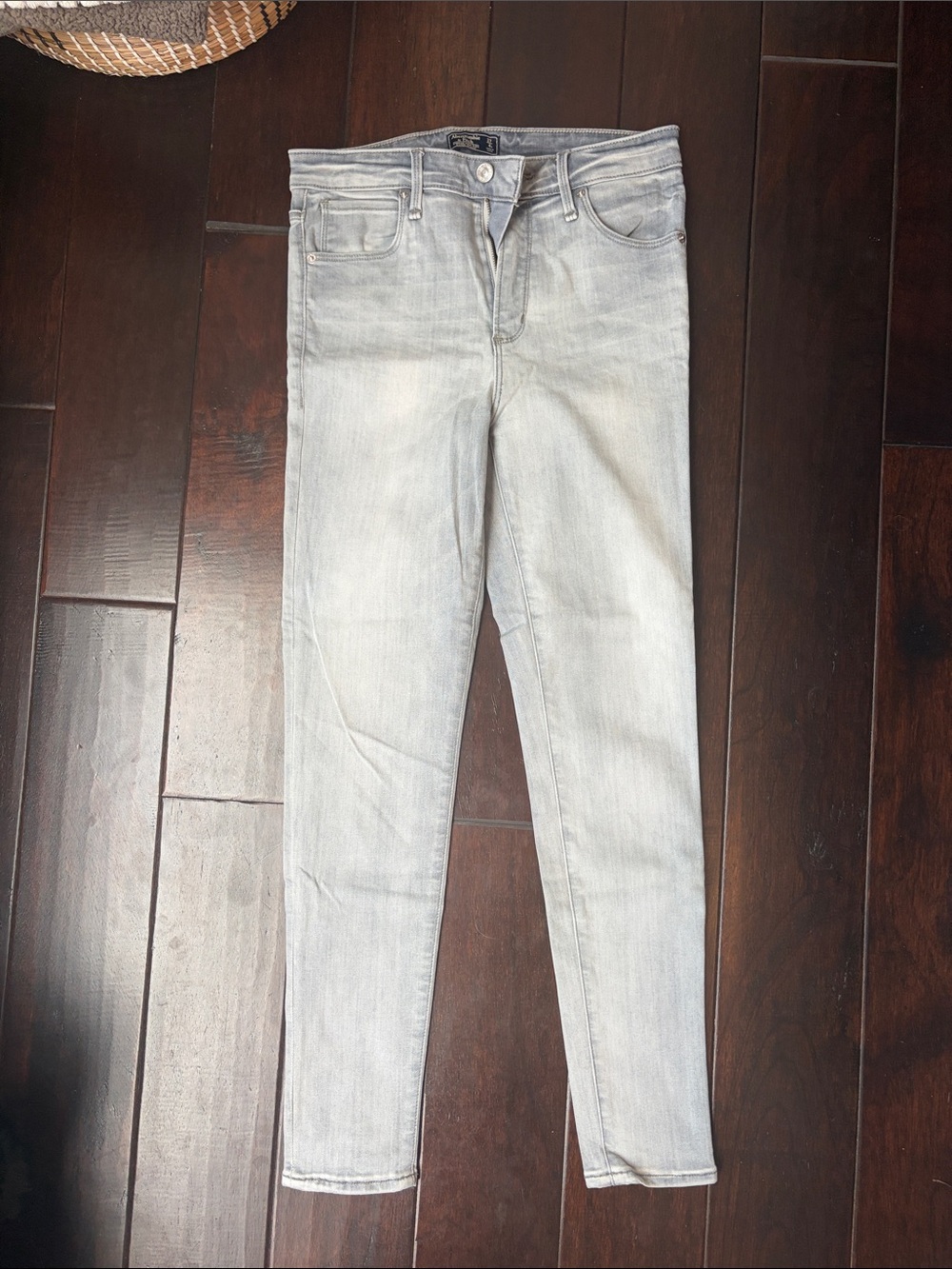 Abercrombie & Fitch Light Gray High Rise Skinny Jeans